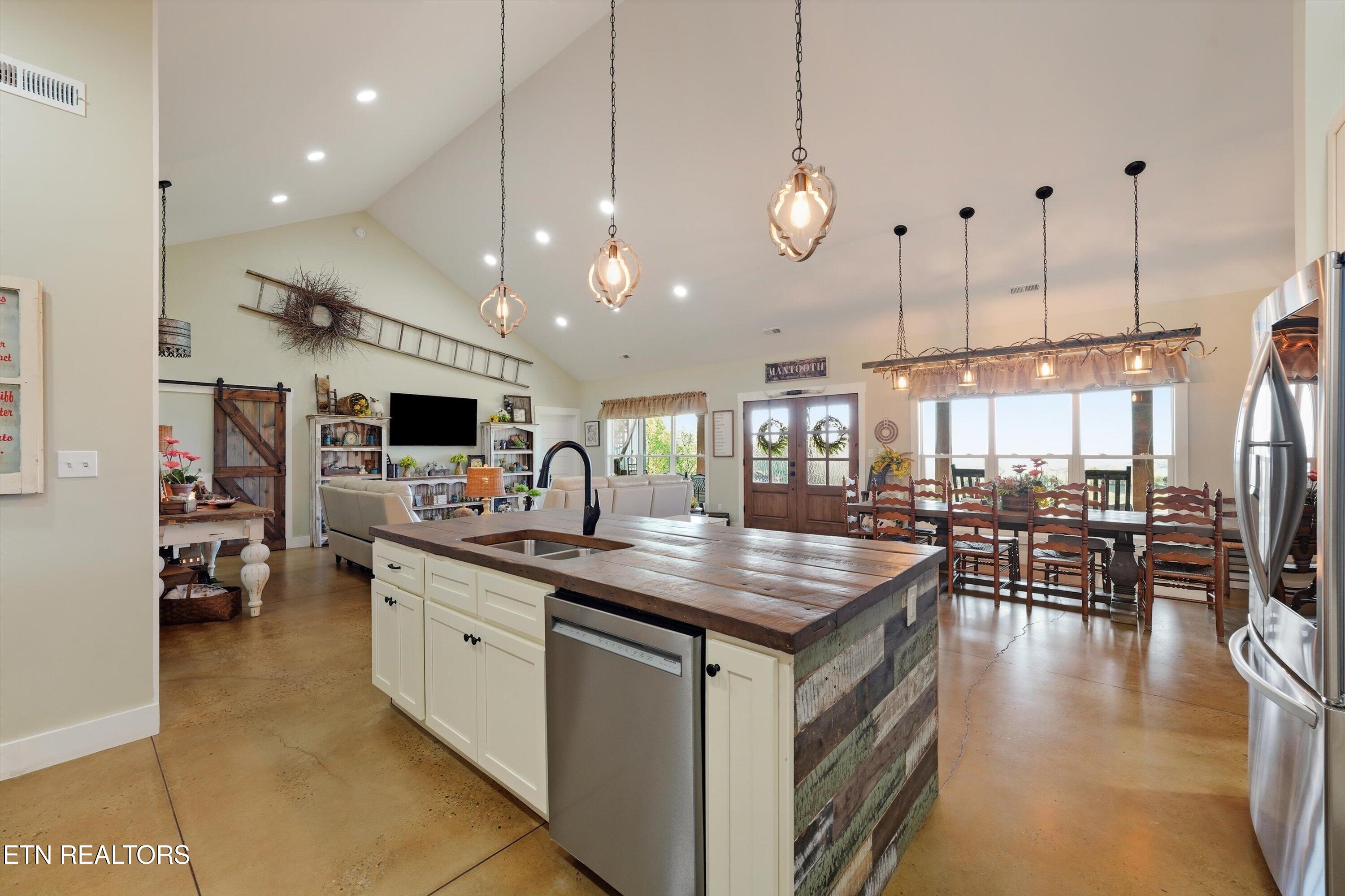 211 Brown Road Blaine, TN 37709 - Photo 20 of 48 KITCHEN