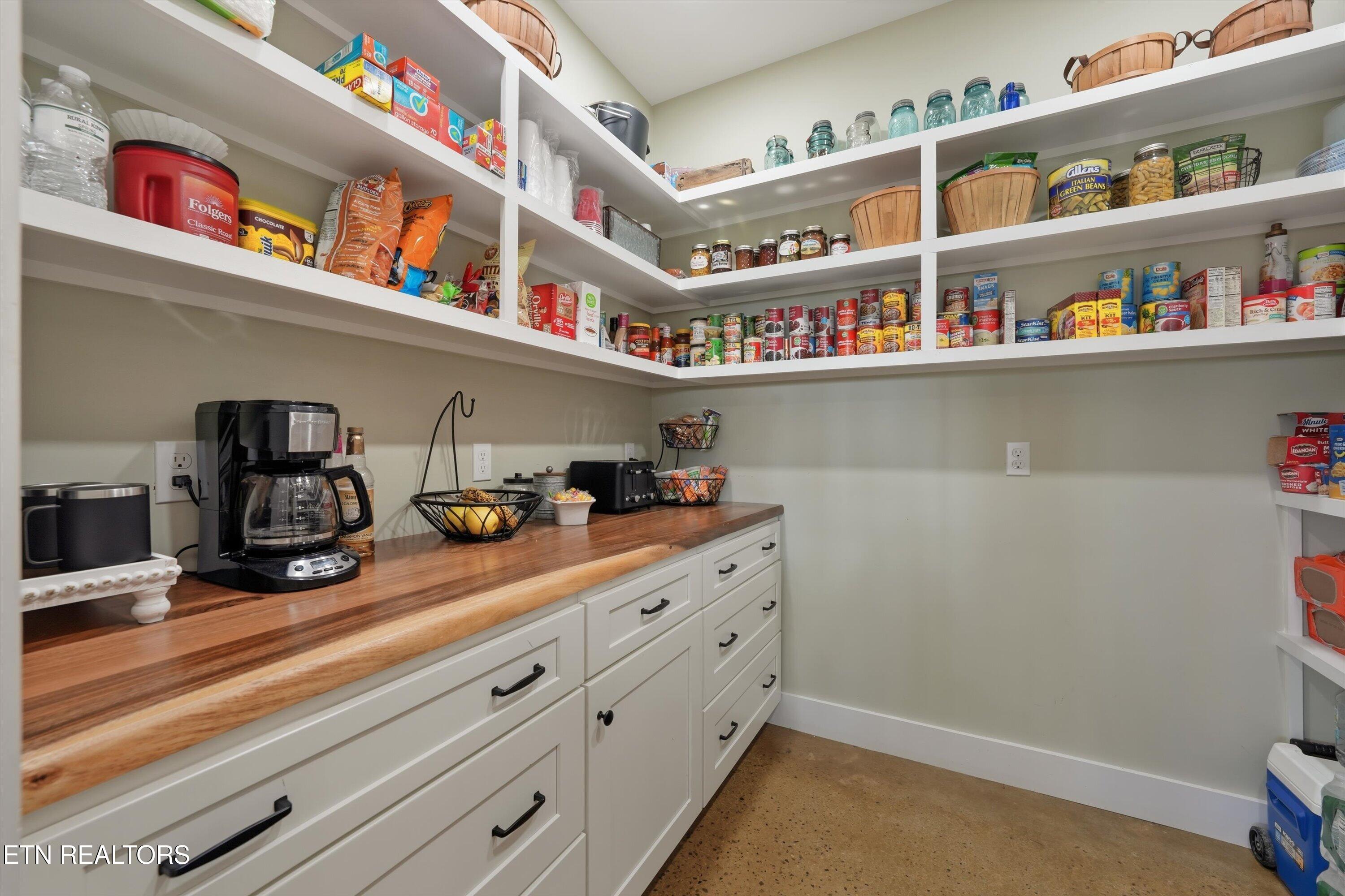 211 Brown Road Blaine, TN 37709 - Photo 21 of 48 PANTRY