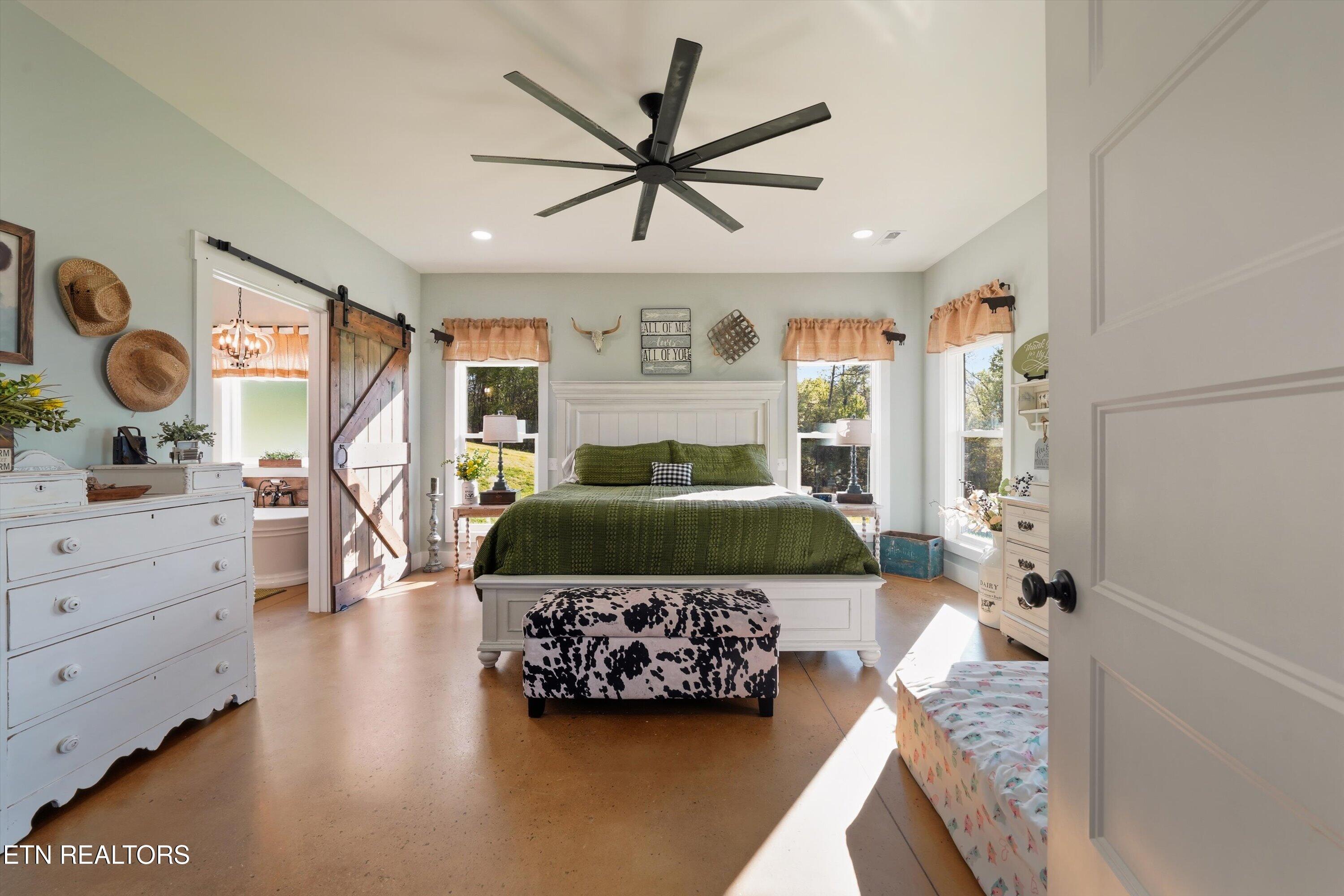 211 Brown Road Blaine, TN 37709 - Photo 23 of 48 PRIMARY SUITE