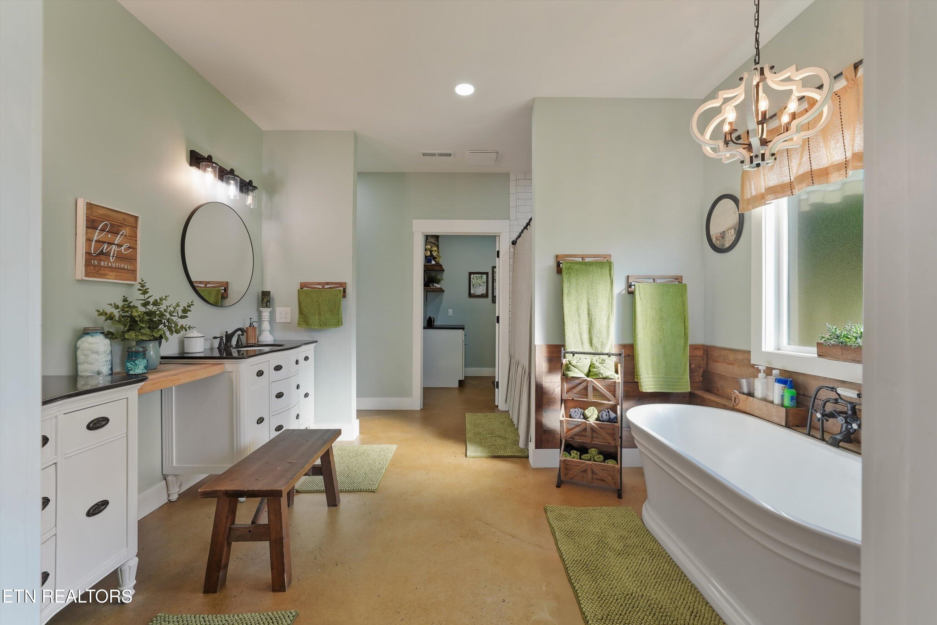 211 Brown Road Blaine, TN 37709 - Photo 24 of 48 PRIMARY SUITE