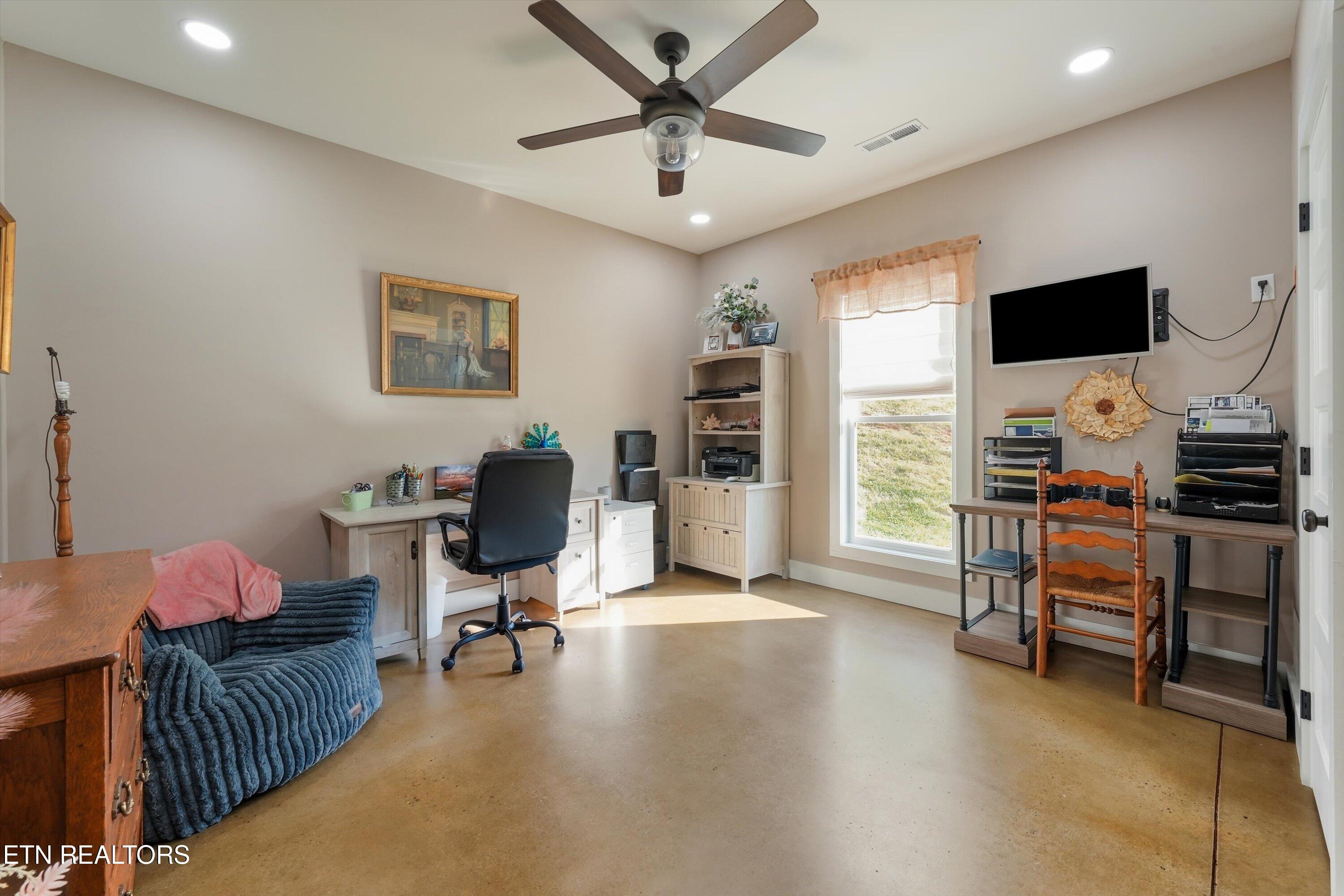 211 Brown Road Blaine, TN 37709 - Photo 32 of 48 GUEST ROOM 2