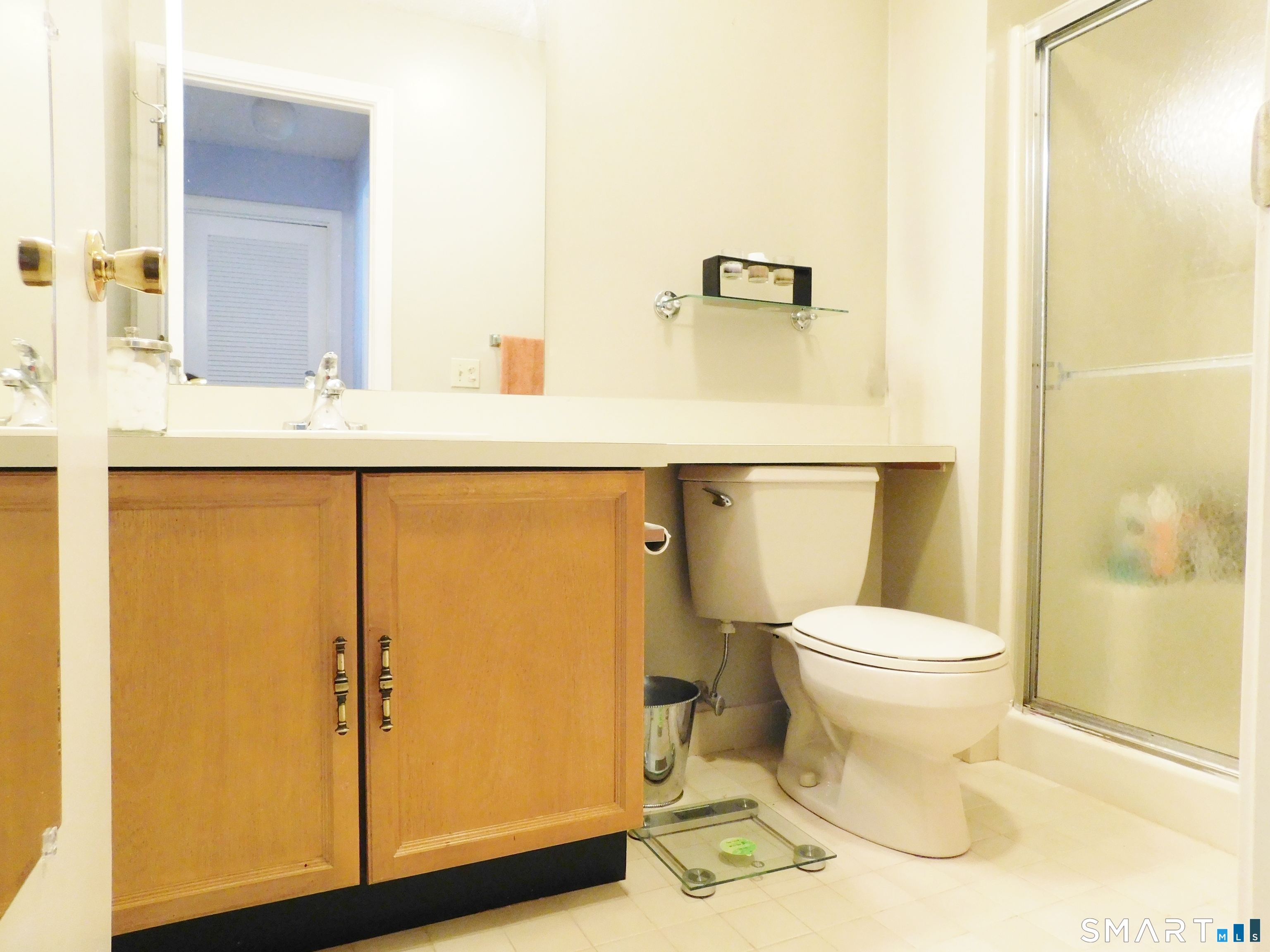 91 Rockledge Loop, Unit 91 Torrington, CT 06790 - Photo 20 of 24 * Primary Full Bath