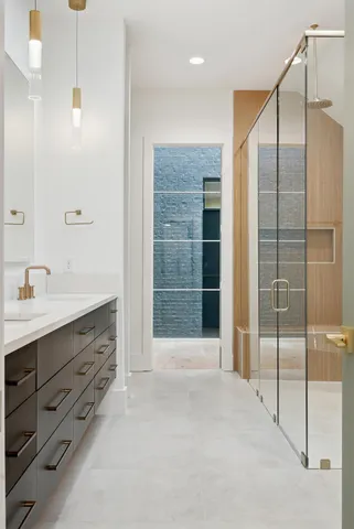 $12,000 | 3718 West End Avenue, Unit 2, Nashville, TN 37205