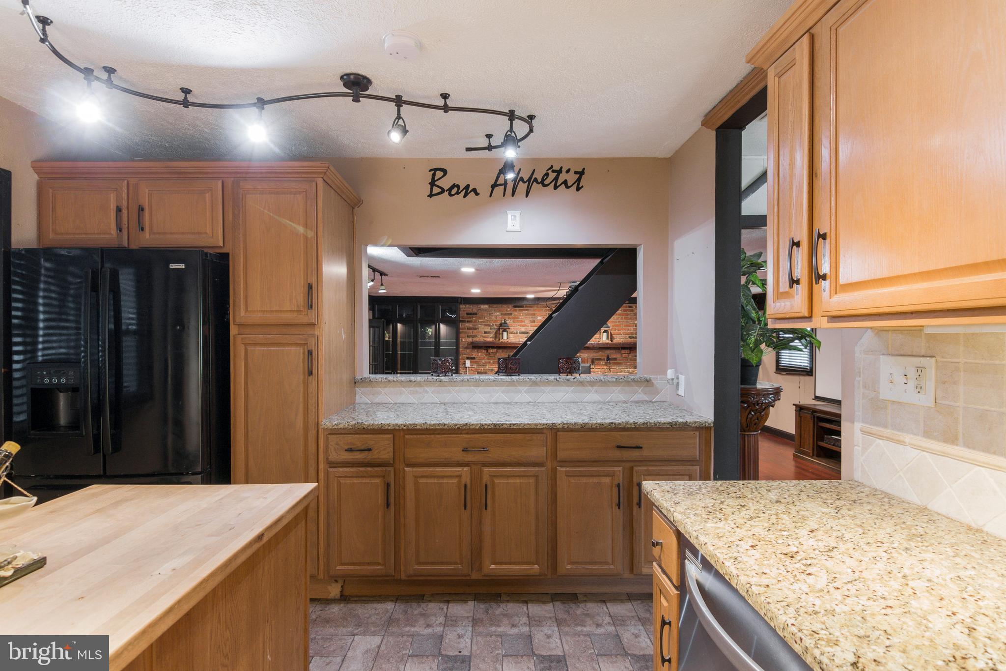 1624 Bay Ridge Road Edgewater, MD 21037 - Photo 17 of 34 Kitchen with window overlooking family room