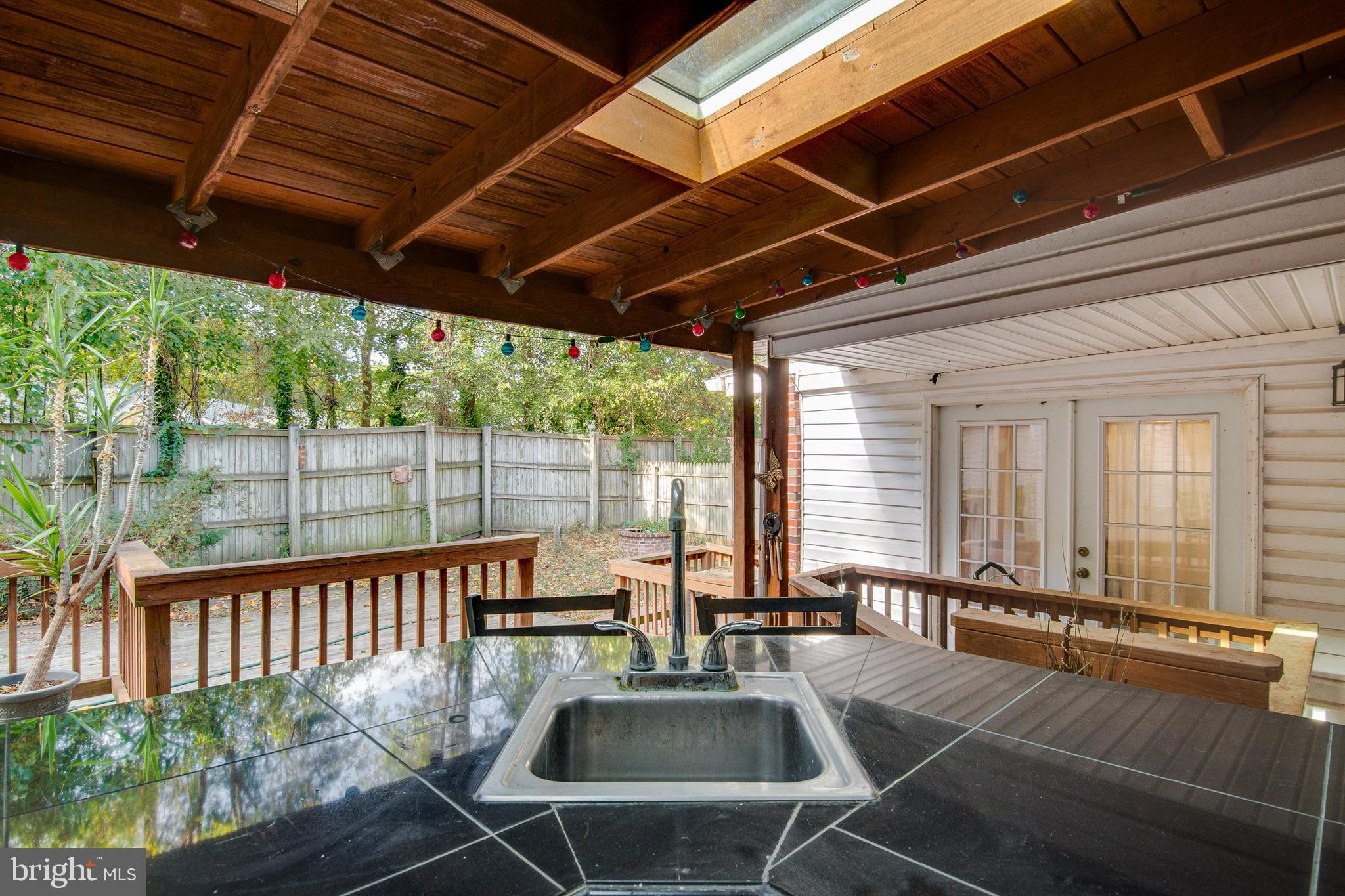 1624 Bay Ridge Road Edgewater, MD 21037 - Photo 30 of 34 Perfect for entertaining or relaxing