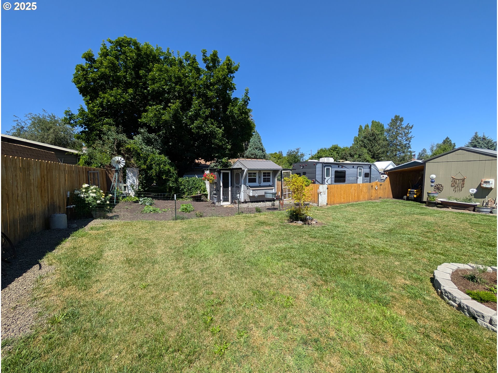 502 Columbus Street Elgin, OR 97827 - Photo 23 of 27 Backyard