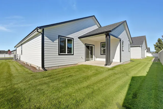 $482,900 | 1216 High Desert Drive, Deer Park, WA 99006