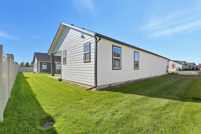 $482,900 | 1216 High Desert Drive, Deer Park, WA 99006