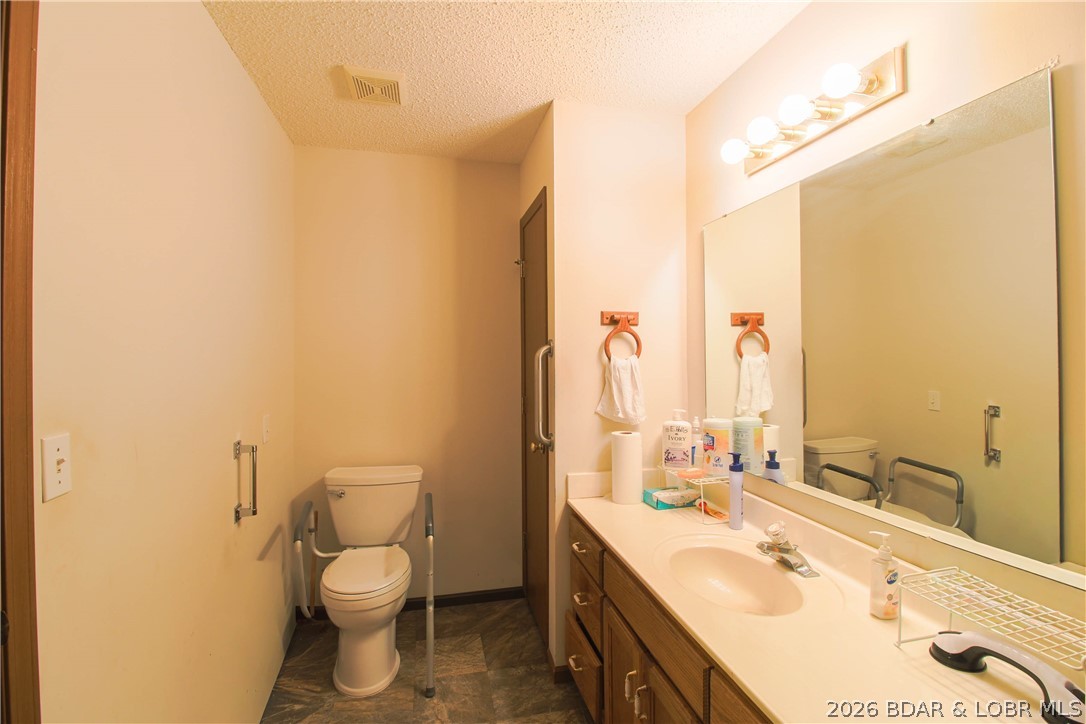 1001 Colorado Avenue Eldon, MO 65026 - Photo 23 of 41