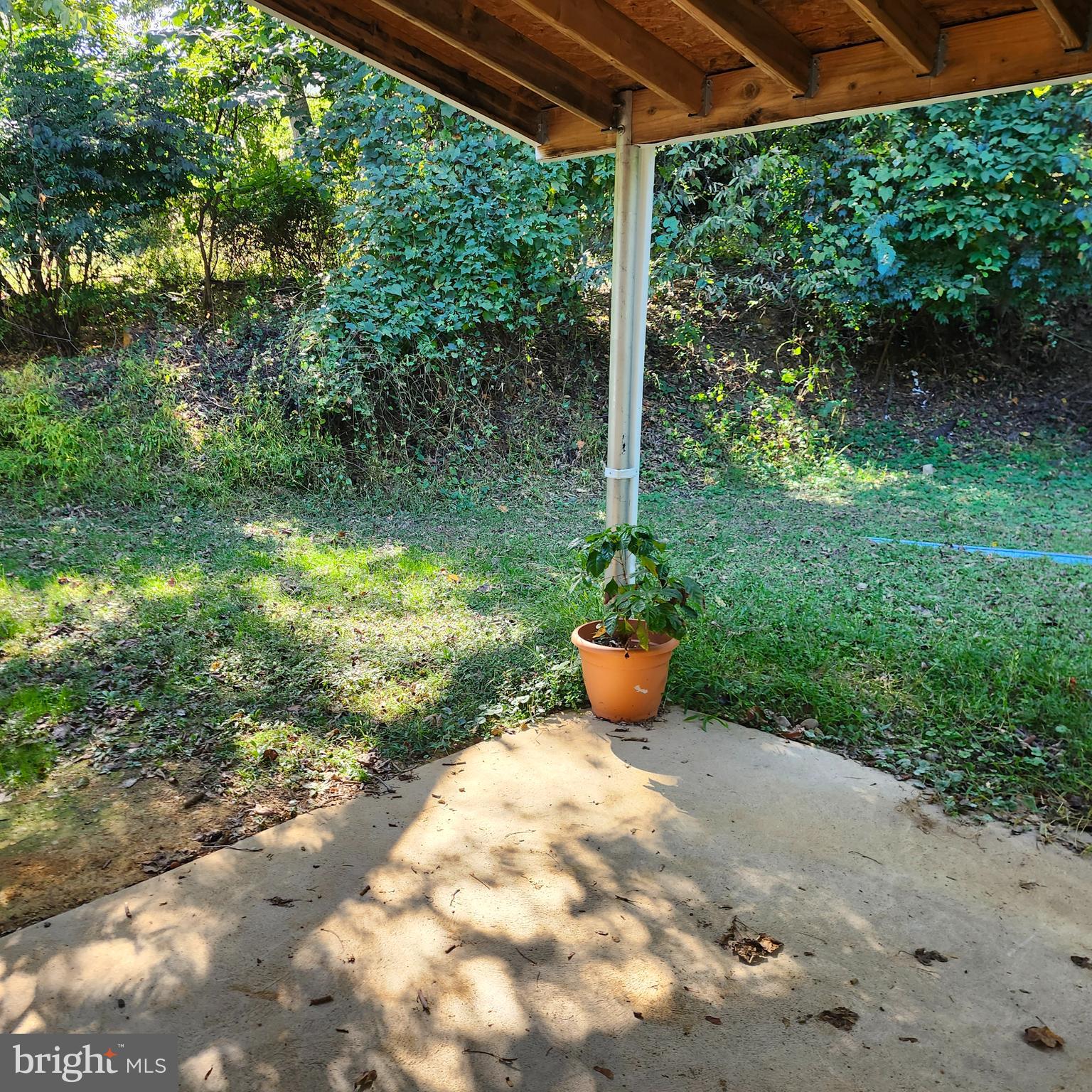 327 A Parkview Road Reading, PA 19606 - Photo 9 of 10 a view of a backyard with sitting area