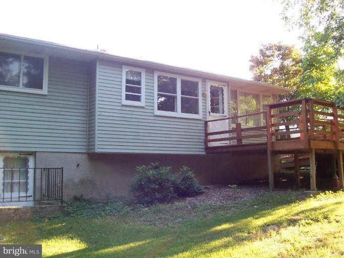 1034 Bosley Road Cockeysville, MD 21030 - Photo 4 of 7 Exterior (Rear)