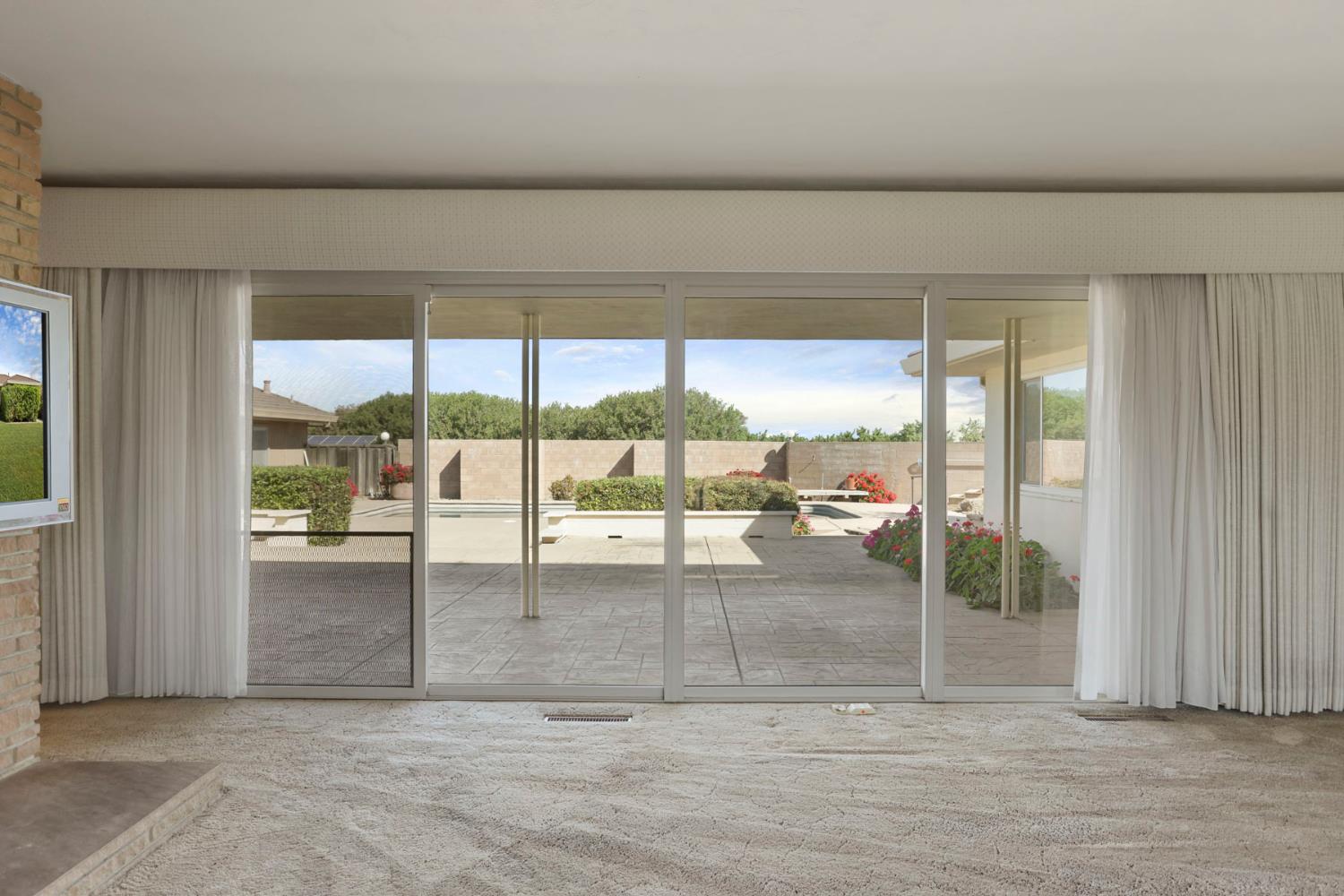 2465 Vernalis Road Tracy, CA 95304 - Photo 16 of 55 a view of an empty room and window