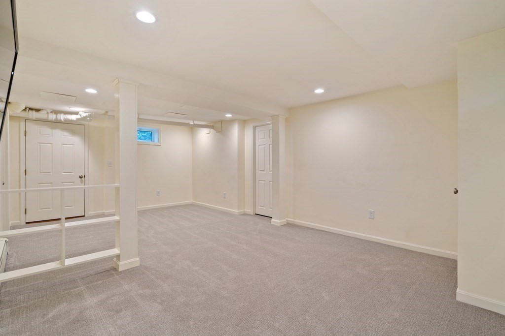 17 White Road Wayland, MA 01778 - Photo 30 of 39