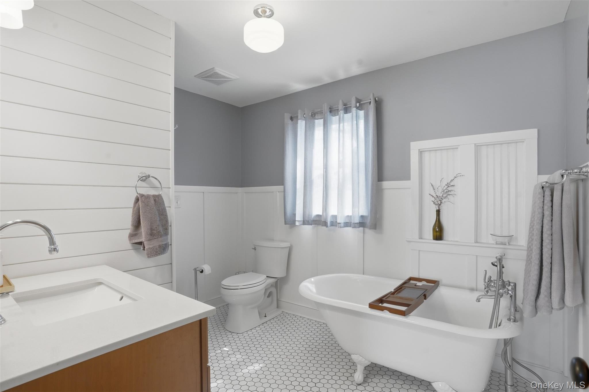 745 Springtown Road Tillson, NY 12486 - Photo 17 of 29