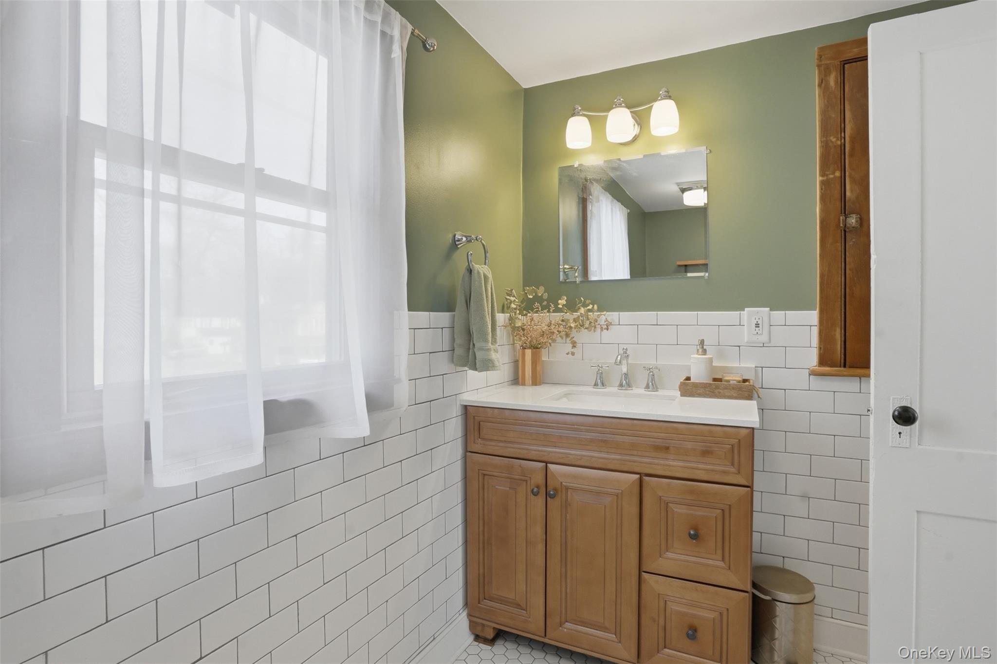 745 Springtown Road Tillson, NY 12486 - Photo 18 of 29