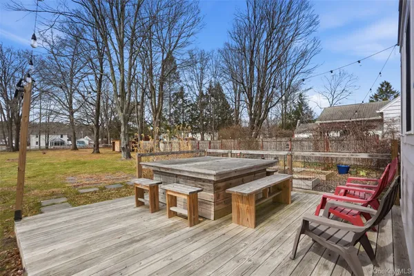 $499,000 | 745 Springtown Road, Tillson, NY 12486