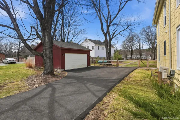 $499,000 | 745 Springtown Road, Tillson, NY 12486