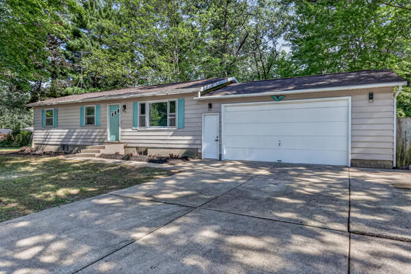 3614 Hall Road Muskegon, MI 49442 - Photo 2 of 25 hall front 2