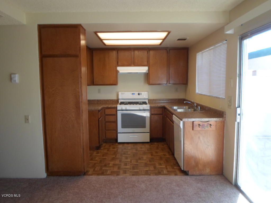 5207 Perkins Road Oxnard, CA 93033 - Photo 4 of 68 SAM_1333
