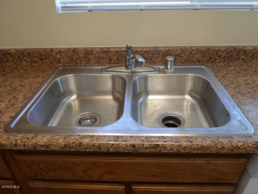5207 Perkins Road Oxnard, CA 93033 - Photo 5 of 68 SAM_1390