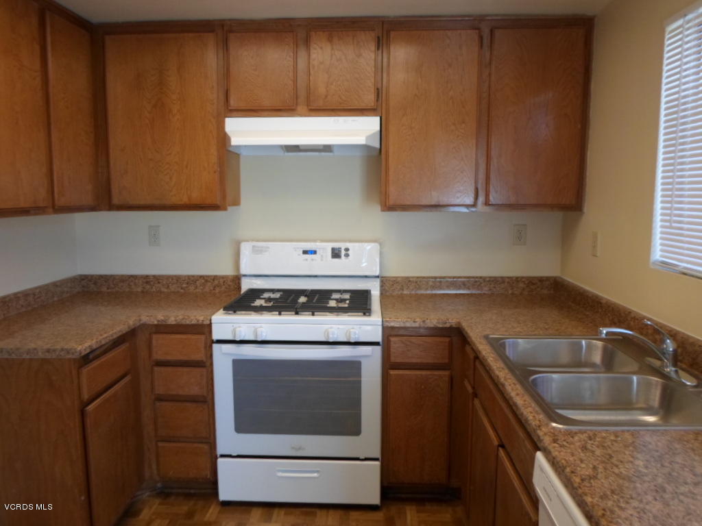 5207 Perkins Road Oxnard, CA 93033 - Photo 6 of 68 SAM_1337