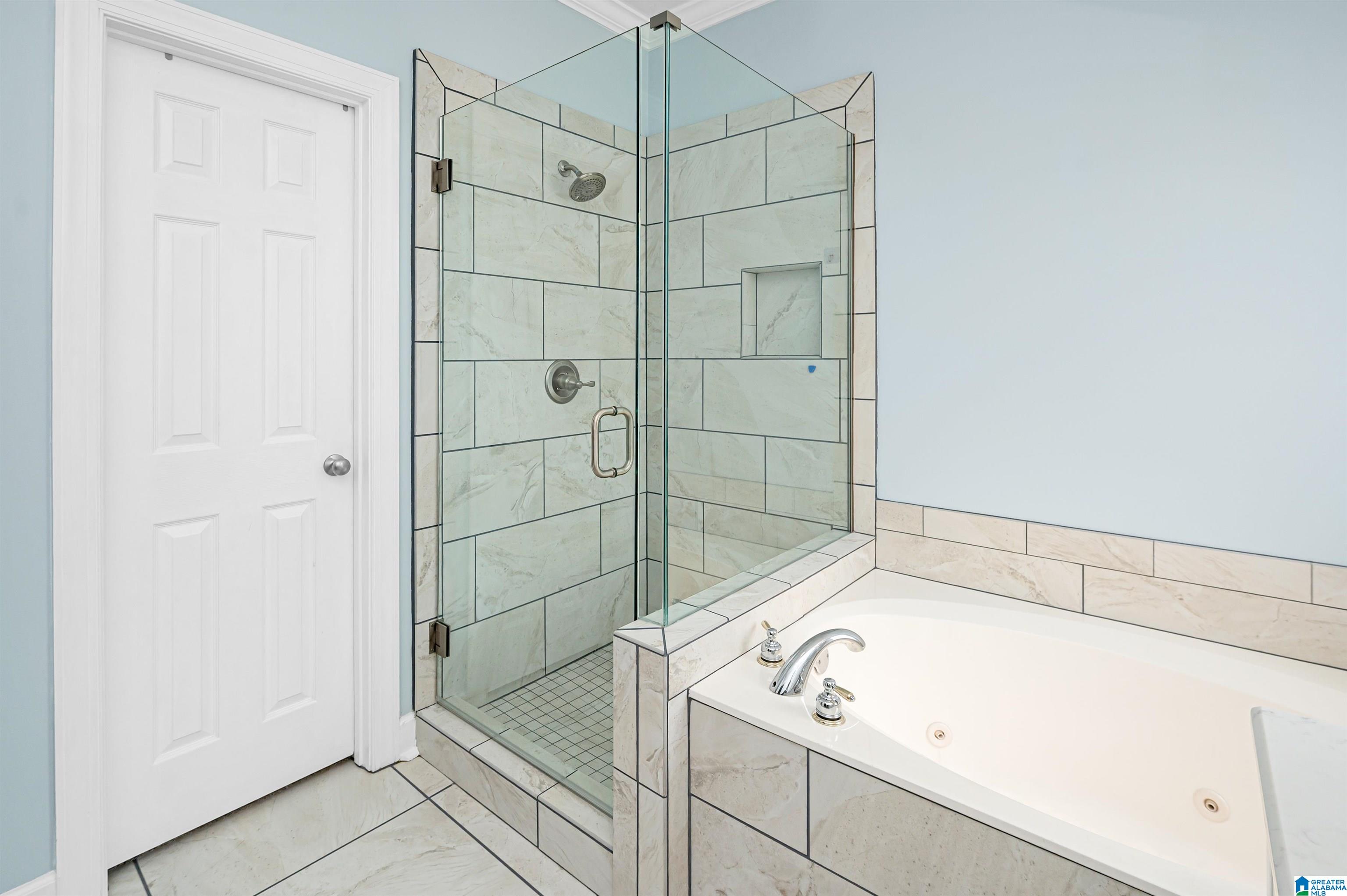 548 Overlook Road Fultondale, AL 35068 - Photo 4 of 50 Gallery Image 4
