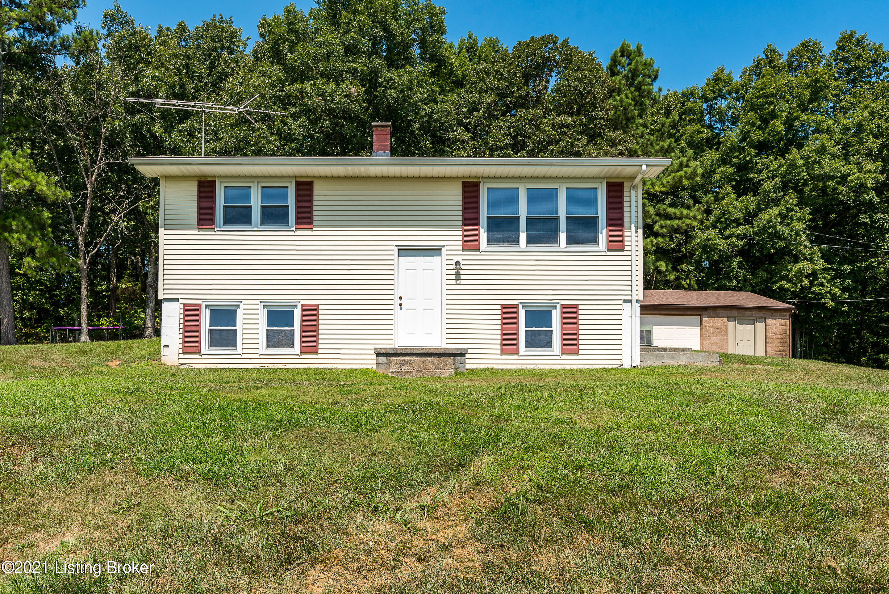 105 Liberty Road Battletown, KY 40104 - Photo 1 of 26 Front View