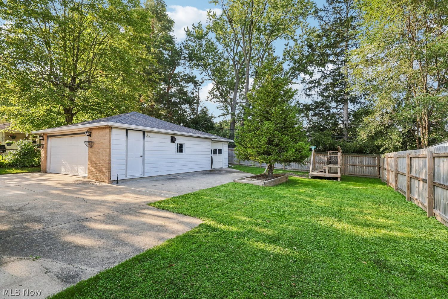 2800 Dentzler Road Parma, OH 44134 - Photo 7 of 37 Gallery Image 7