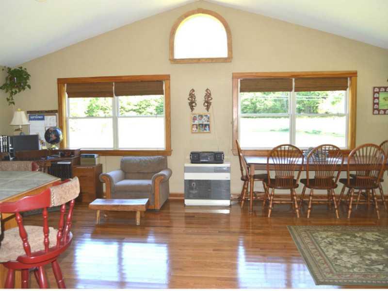 197 Lawrence Road Pownal, ME 04069 - Photo 8 of 34 Den/Family/Great Room.