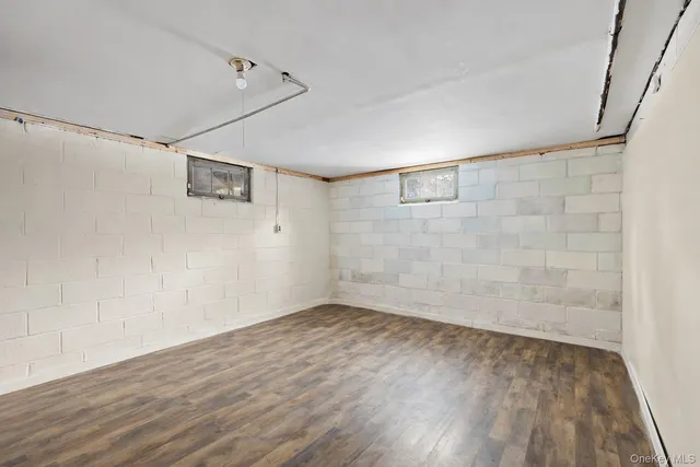 $949,000 | 3 Anchor Road, Spring Valley, NY 10977