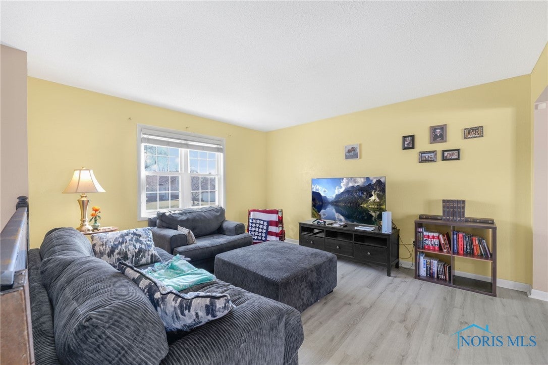 9733 Millcroft Road Perrysburg, OH 43551 - Photo 5 of 42 Gallery Image 5