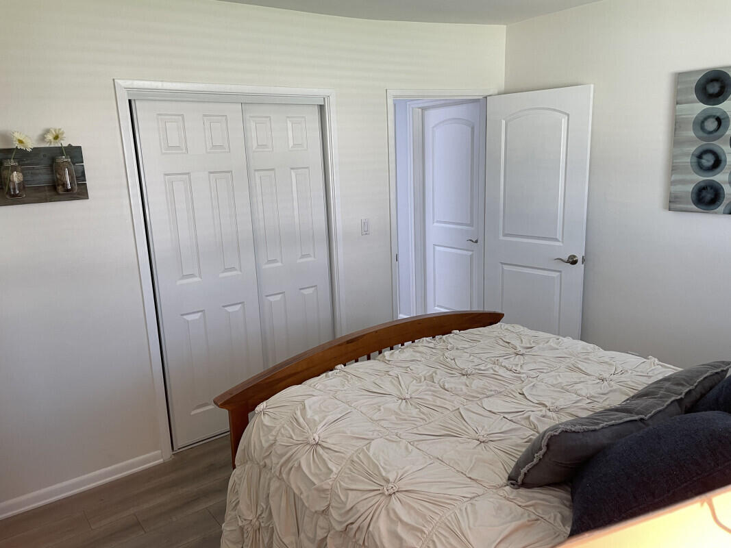 1072 Southwest 10th Avenue Boca Raton, FL 33486 - Photo 21 of 24 AB29C38A-9AC1-4415-AE7B-2CC9AAC466B9jpeg