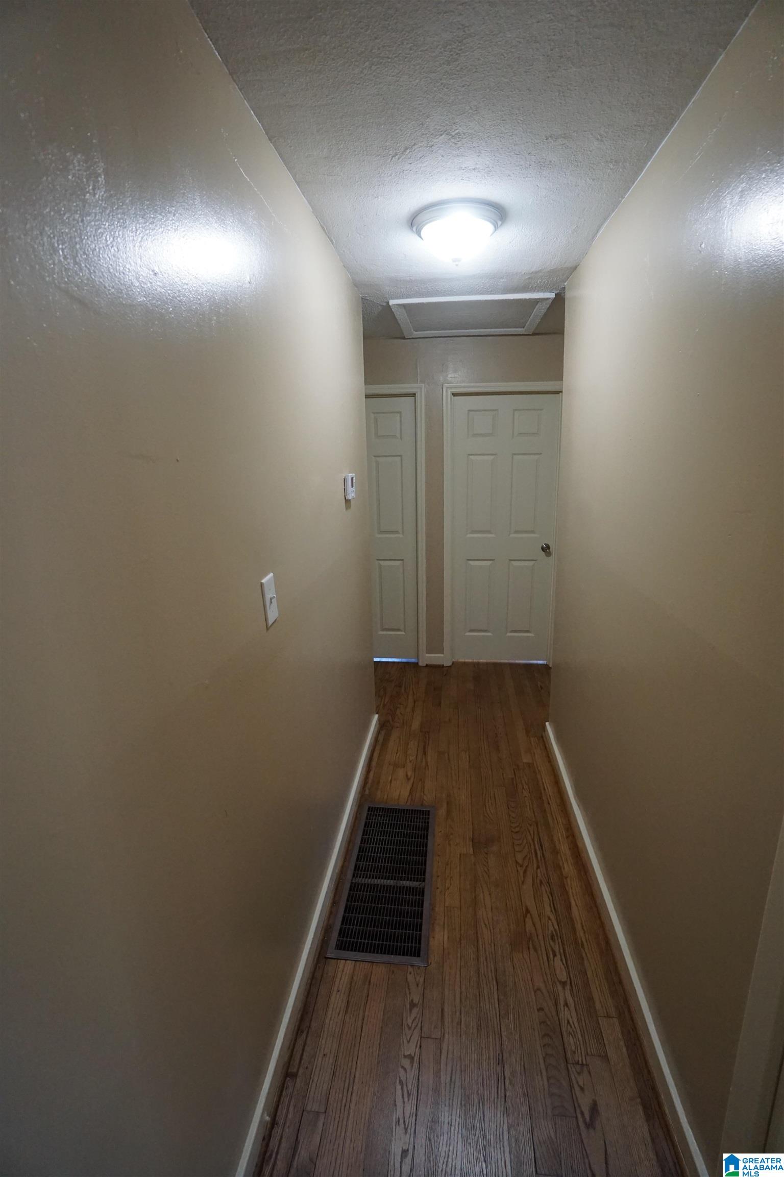 1688 18th Way Southwest Birmingham, AL 35211 - Photo 15 of 37