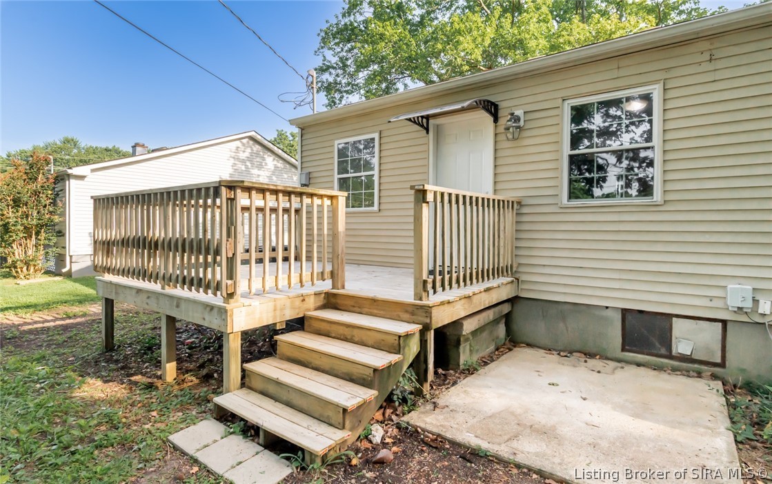 717 Kent Street New Albany, IN 47150 - Photo 6 of 60