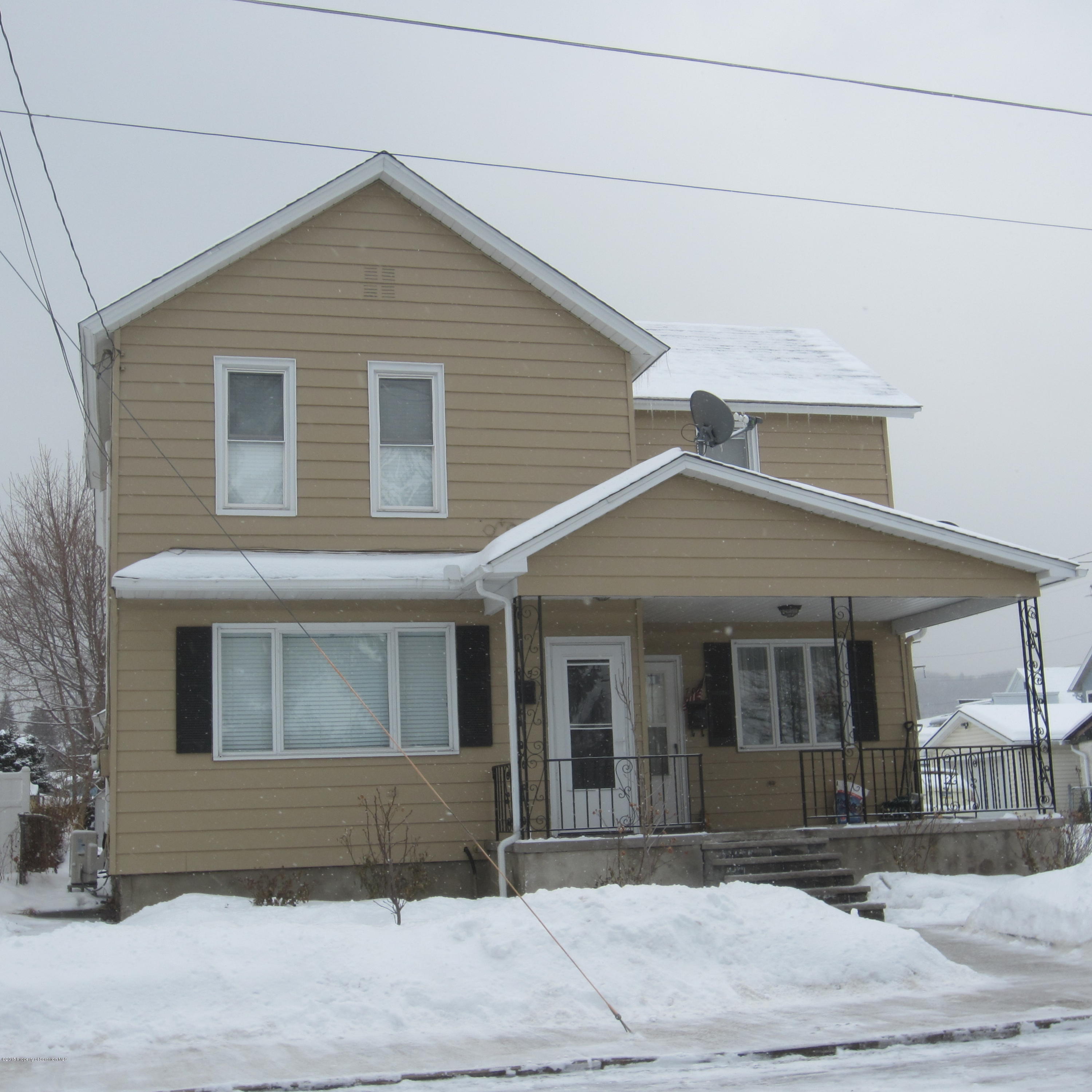 705 4th Street Dunmore, PA 18512 - Photo 1 of 22 Gallery Image 1