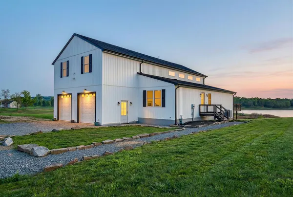 $935,000 | 702 Starlight Road, McMinnville, TN 37110