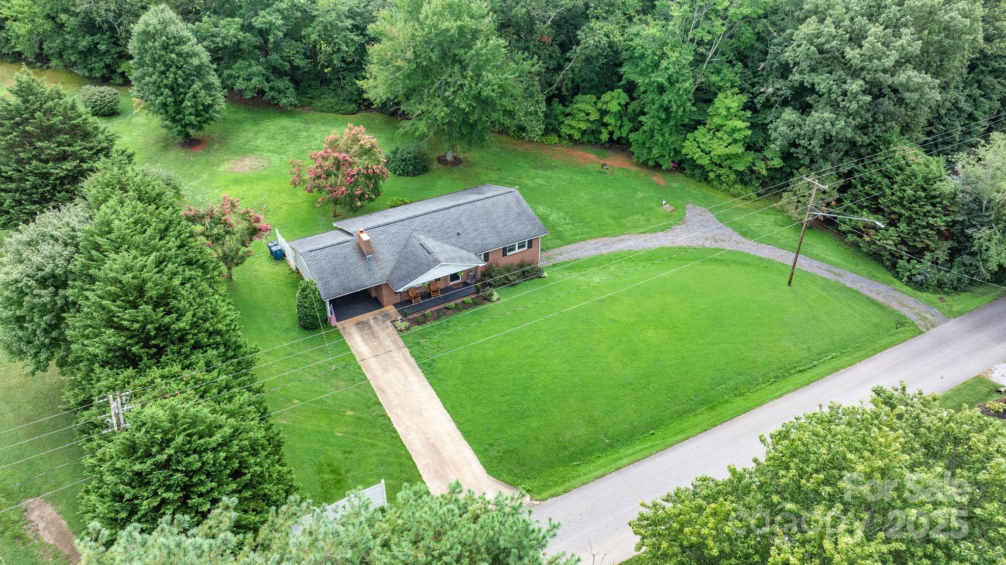 5256 Waterworks Road Granite Falls, NC 28630 - Photo 5 of 19 Gallery Image 5