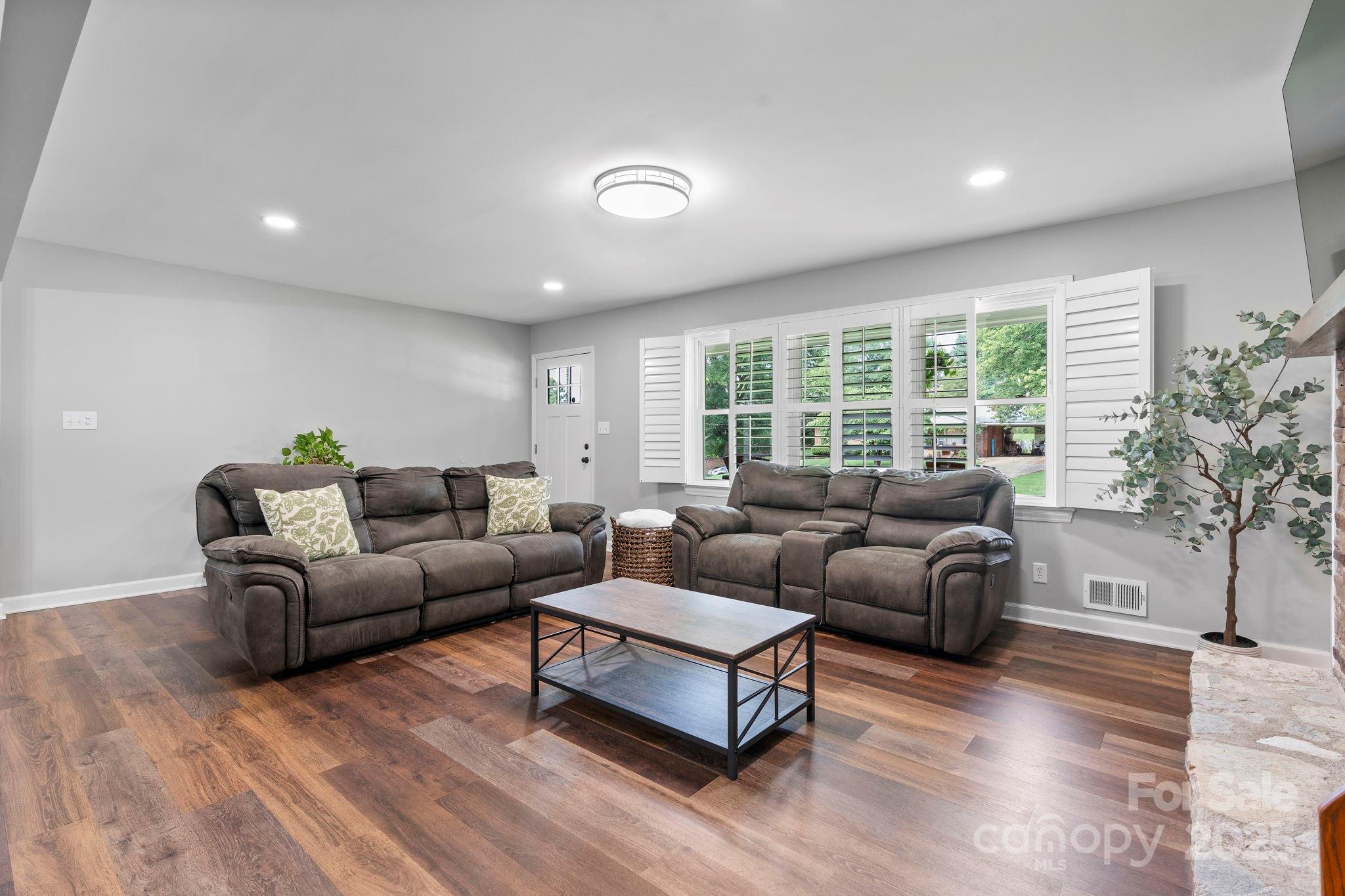 5256 Waterworks Road Granite Falls, NC 28630 - Photo 7 of 19 Gallery Image 7