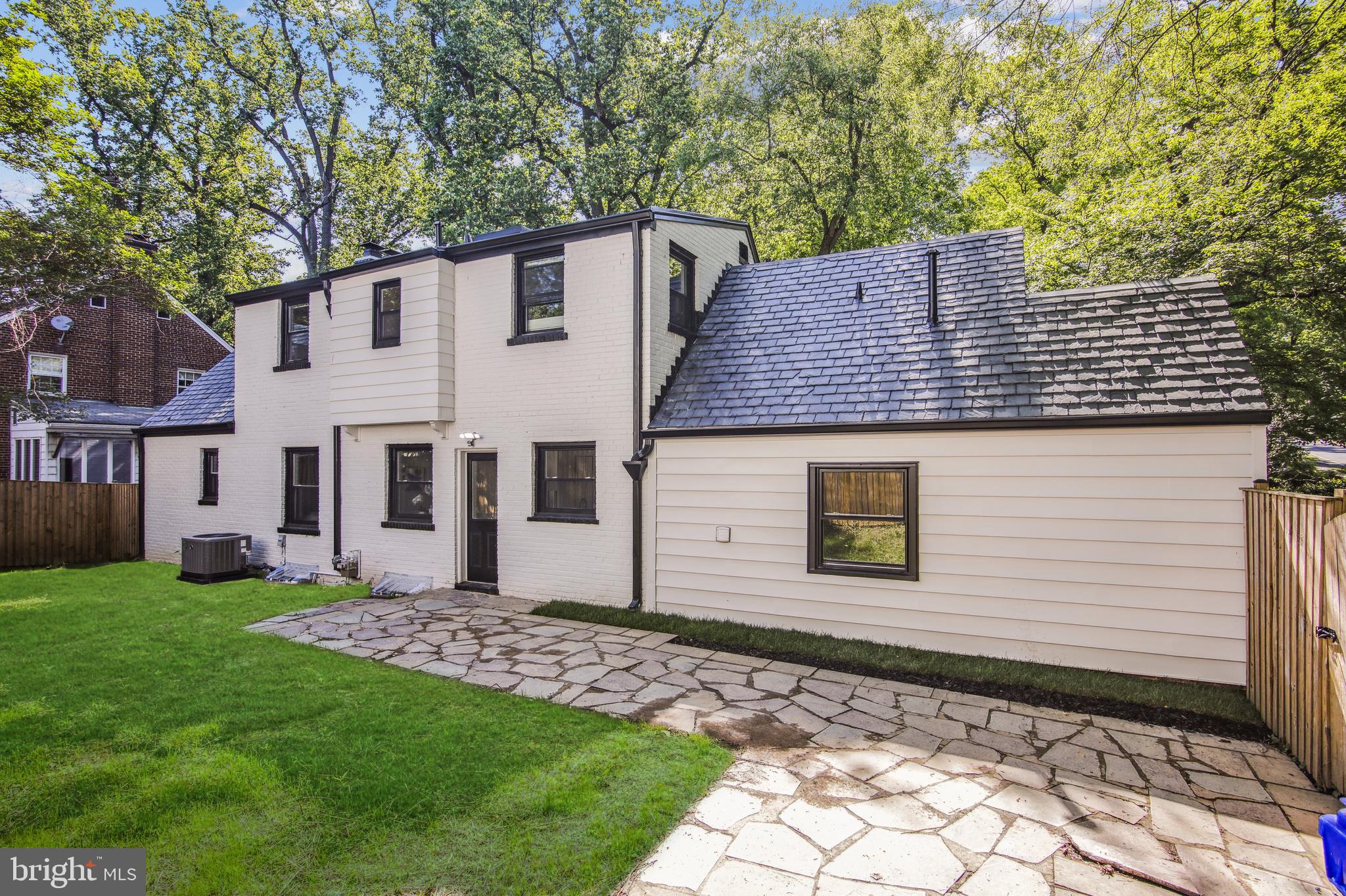 435 Greenbrier Drive Silver Spring, MD 20910 - Photo 2 of 42