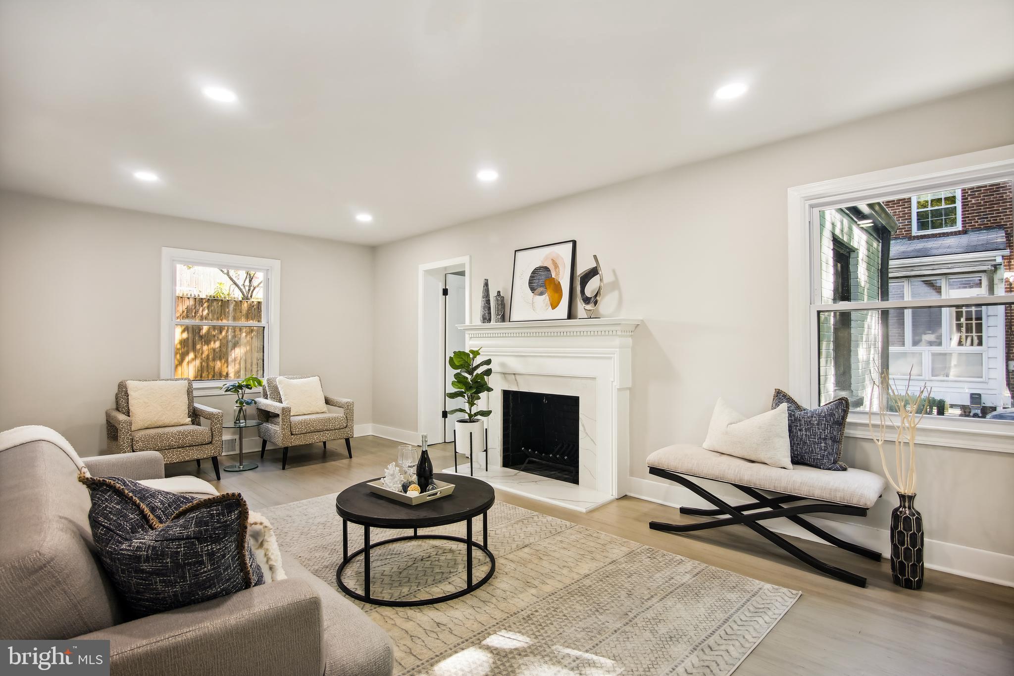 435 Greenbrier Drive Silver Spring, MD 20910 - Photo 4 of 42