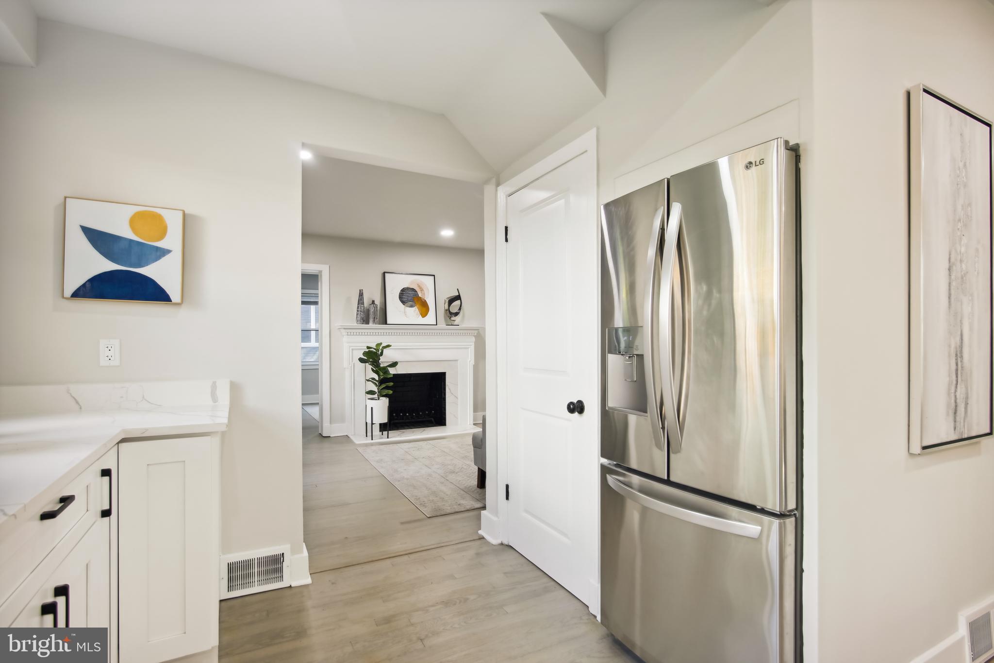 435 Greenbrier Drive Silver Spring, MD 20910 - Photo 8 of 42