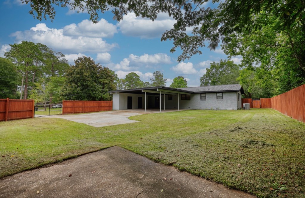 903 Moss Street Dothan, AL 36301 - Photo 4 of 16