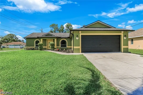 $2,200 | 5201 4th Street West, Lehigh Acres, FL 33971