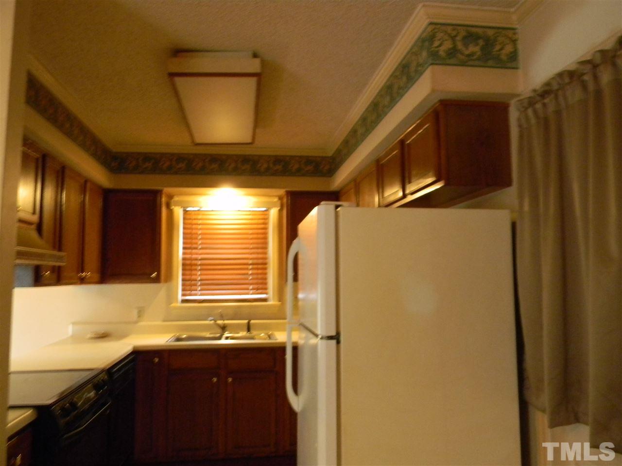 704 Frank Street Roxboro, NC 27573 - Photo 4 of 14