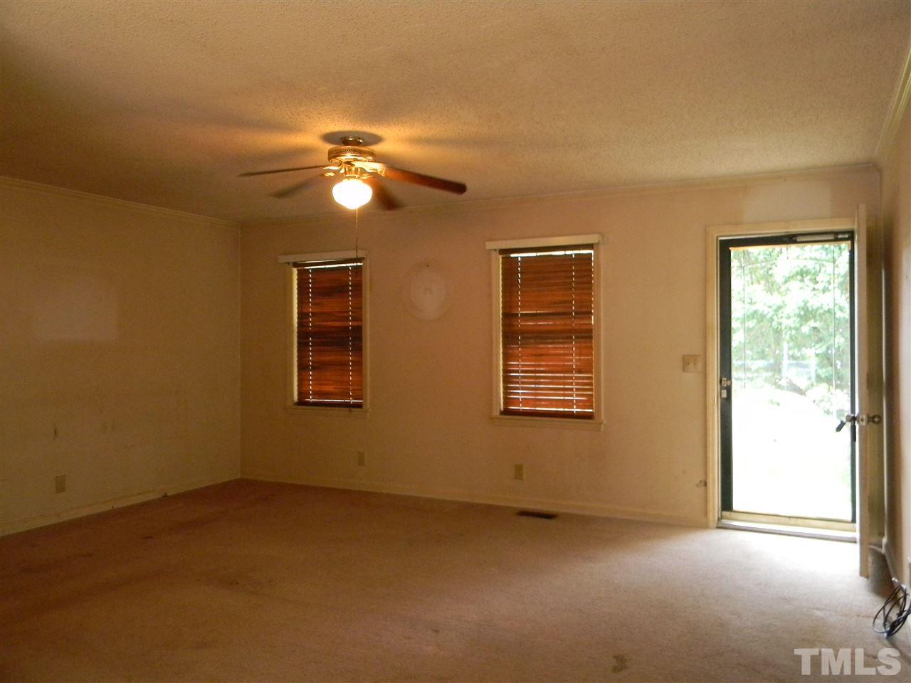 704 Frank Street Roxboro, NC 27573 - Photo 5 of 14