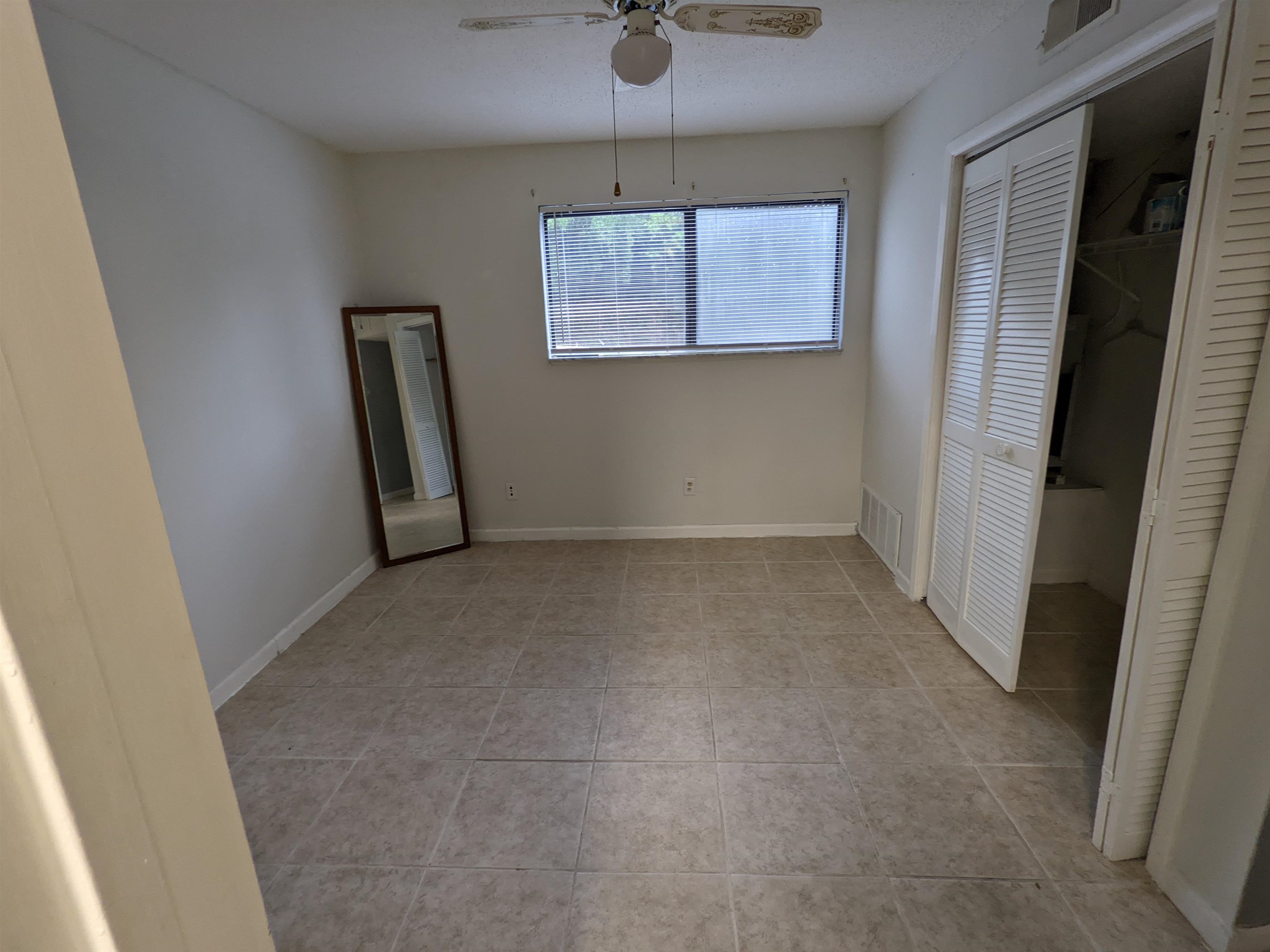253 Hayden Road, Unit 102 Tallahassee, FL 32304 - Photo 8 of 13 Gallery Image 8