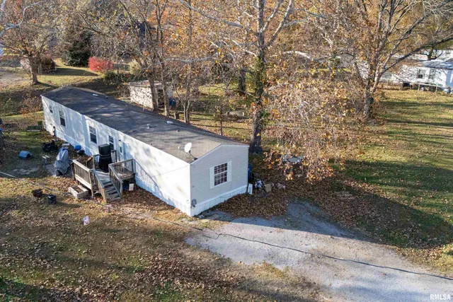 $85,000 | 101 South Poplar Street, De Soto, IL 62924