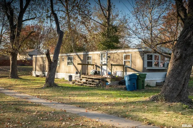 $85,000 | 101 South Poplar Street, De Soto, IL 62924