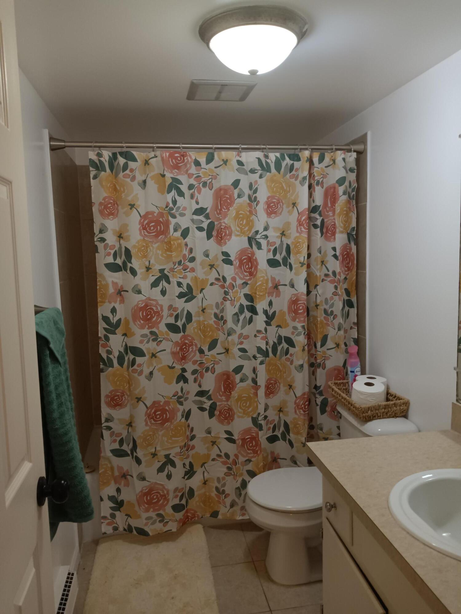 756 West Kilgore Road, Unit 204 Kalamazoo, MI 49008 - Photo 16 of 28 IMG_20260307_141454