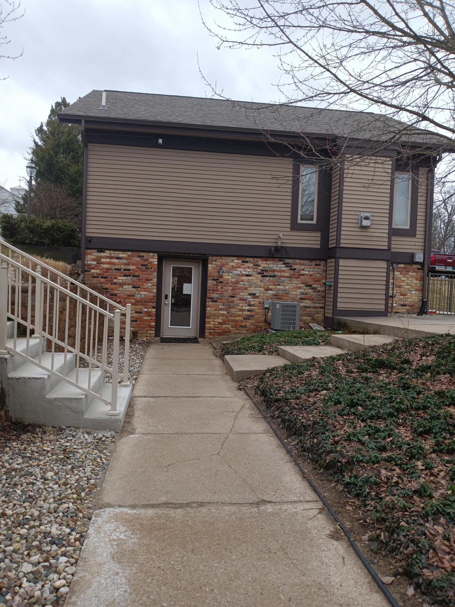 756 West Kilgore Road, Unit 204 Kalamazoo, MI 49008 - Photo 22 of 28 IMG_20260307_142806